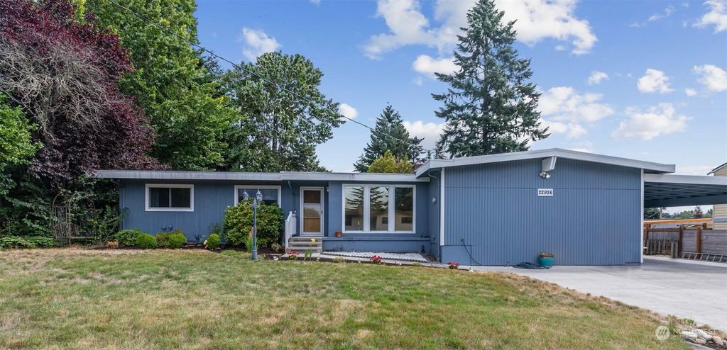 Photo of 22926 19th Avenue S, Des Moines, WA 98198 (MLS # 2143686)