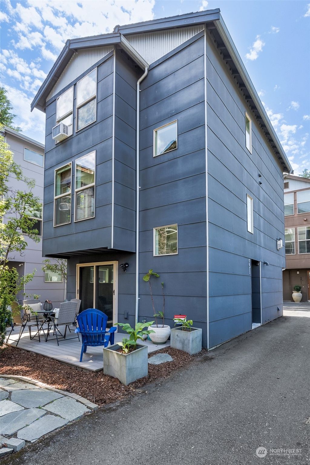 Photo of 5013 37th Avenue S #A, Seattle, WA 98118 (MLS # 2129880)