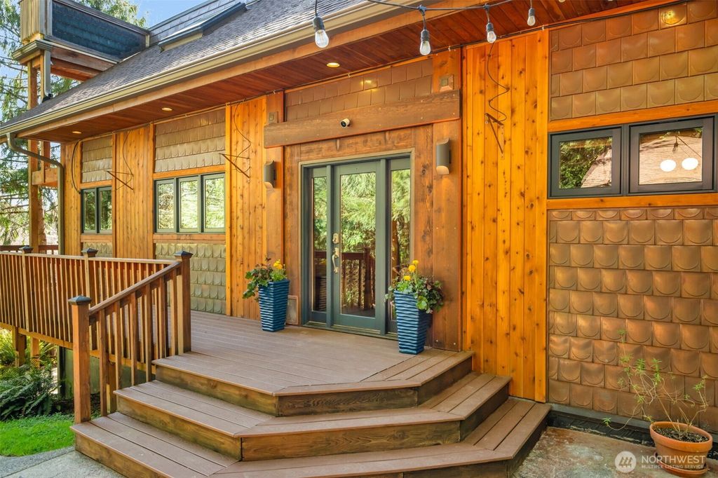 Photo of 1438 Ann Street NE, Olympia, WA 98506 (MLS # 2500537)