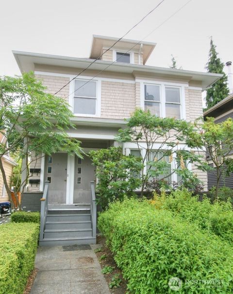 Photo of 620 Malden Avenue E #4, Seattle, WA 98112 (MLS # 2482025)