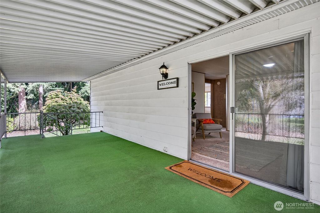 Photo of 3323 207th Place SE, Bothell, WA 98012 (MLS # 2490303)