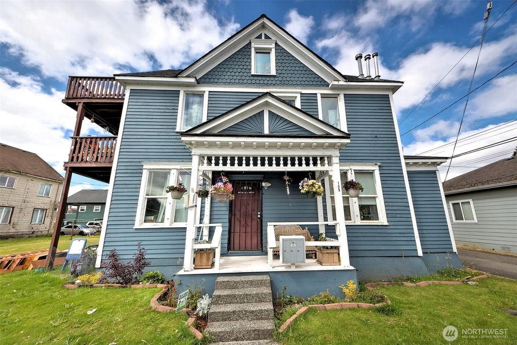 Photo of 109 N Washington Street, Aberdeen, WA 98520 (MLS # 2554348)