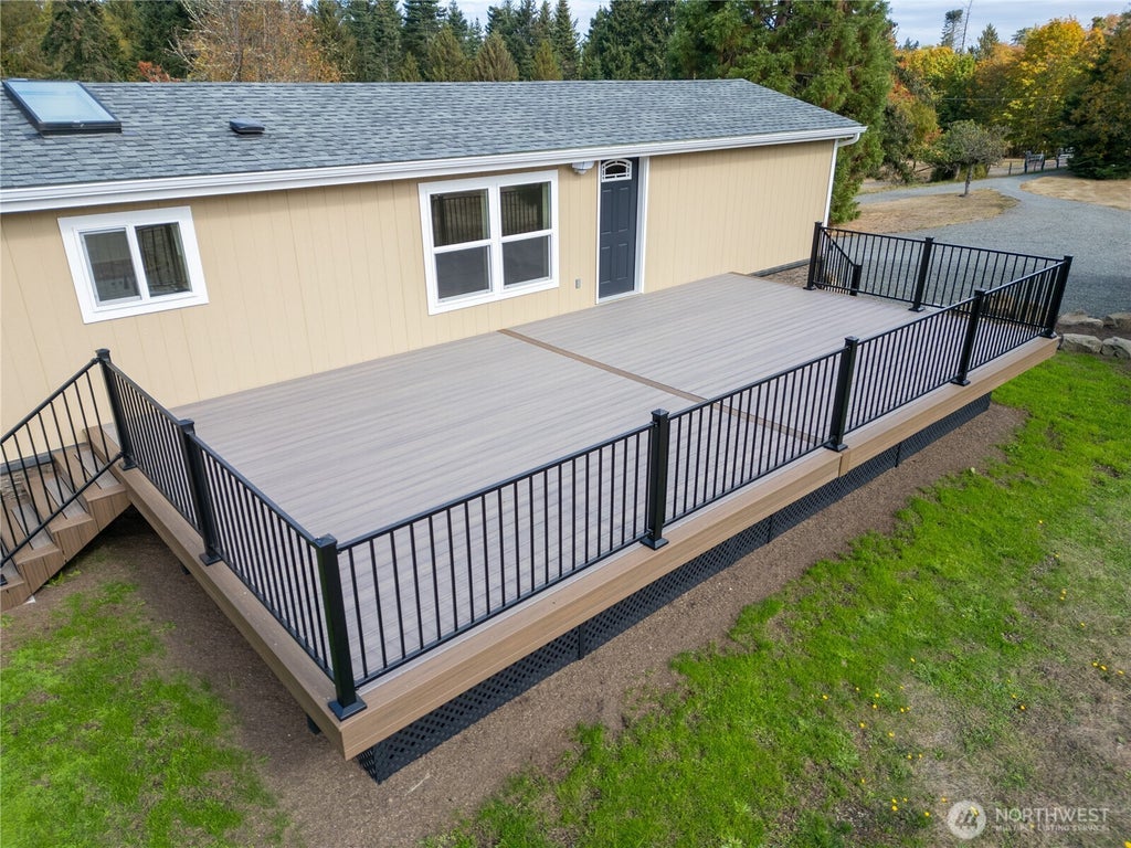 Photo of 513 Marsden Road, Port Angeles, WA 98362 (MLS # 2585931)