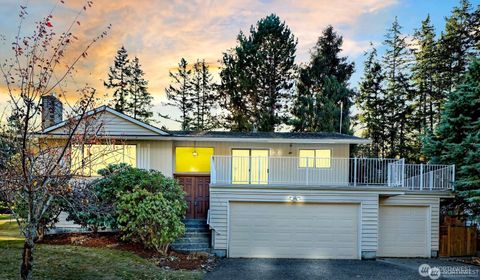 Photo of 526 Willow Road, Bellingham, WA 98225 (MLS # 2520754)