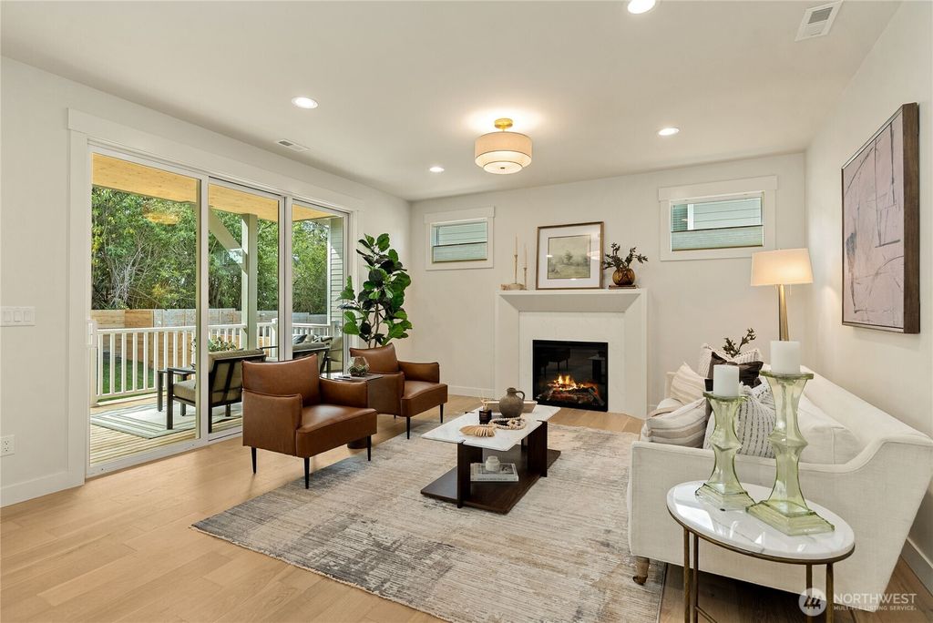 Photo of 1303 Maine Court, Milton, WA 98354 (MLS # 2498553)