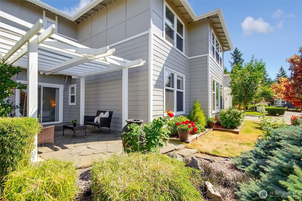 Photo of 22475 SE 38th Terrace #1418, Issaquah, WA 98029 (MLS # 2423067)