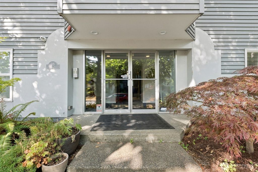 Photo of 1115 16th Avenue #3, Seattle, WA 98122 (MLS # 2417372)