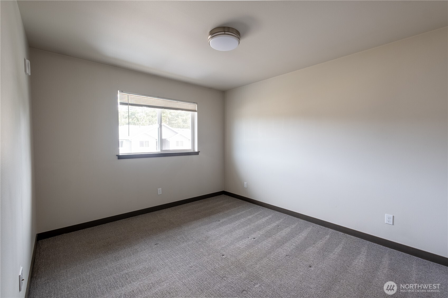 1651 SW Mulberry E303