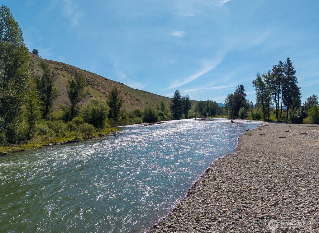 Photo of 19 Mariposa Lane, Winthrop, WA 98862 (MLS # 2521855)