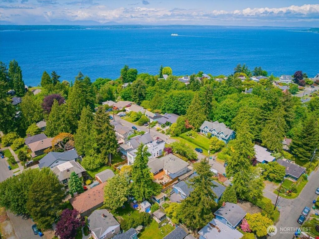 Photo of 5015 SW Prince Street, Seattle, WA 98116 (MLS # 2364279)