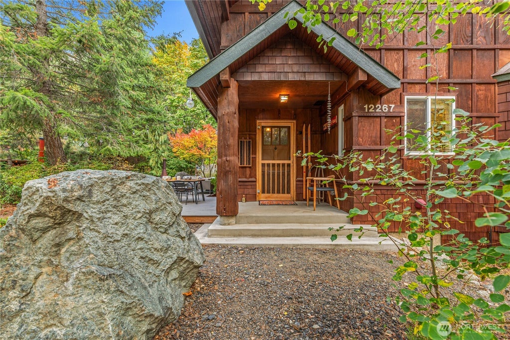 Photo of 12267 Pine Ridge Drive, Peshastin, WA 98847 (MLS # 2593720)