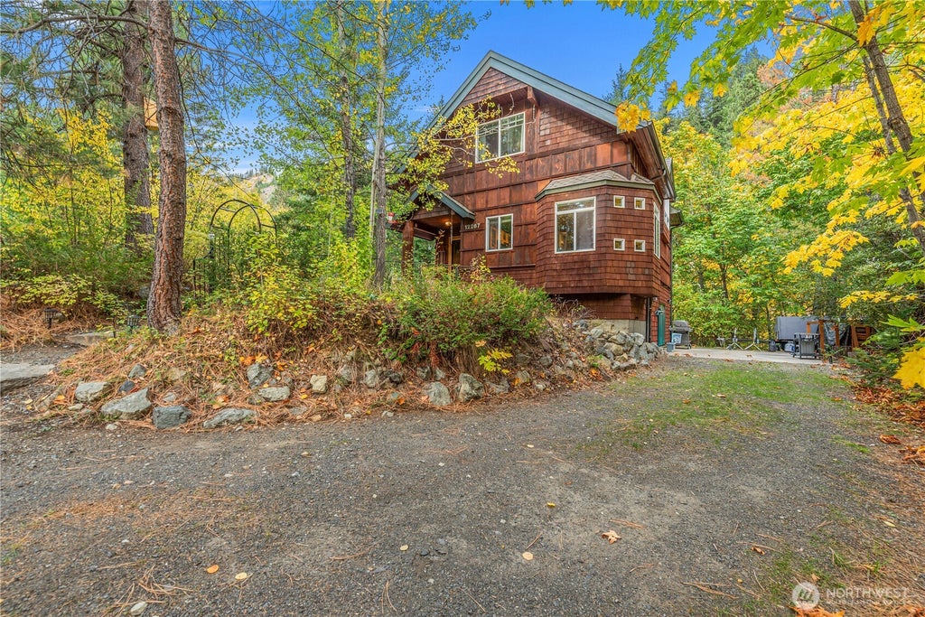 Photo of 12267 Pine Ridge Drive, Peshastin, WA 98847 (MLS # 2593720)