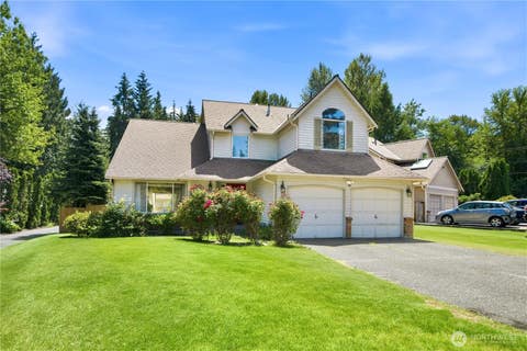 Photo of 4560 186th Avenue SE, Issaquah, WA 98027 (MLS # 2554029)