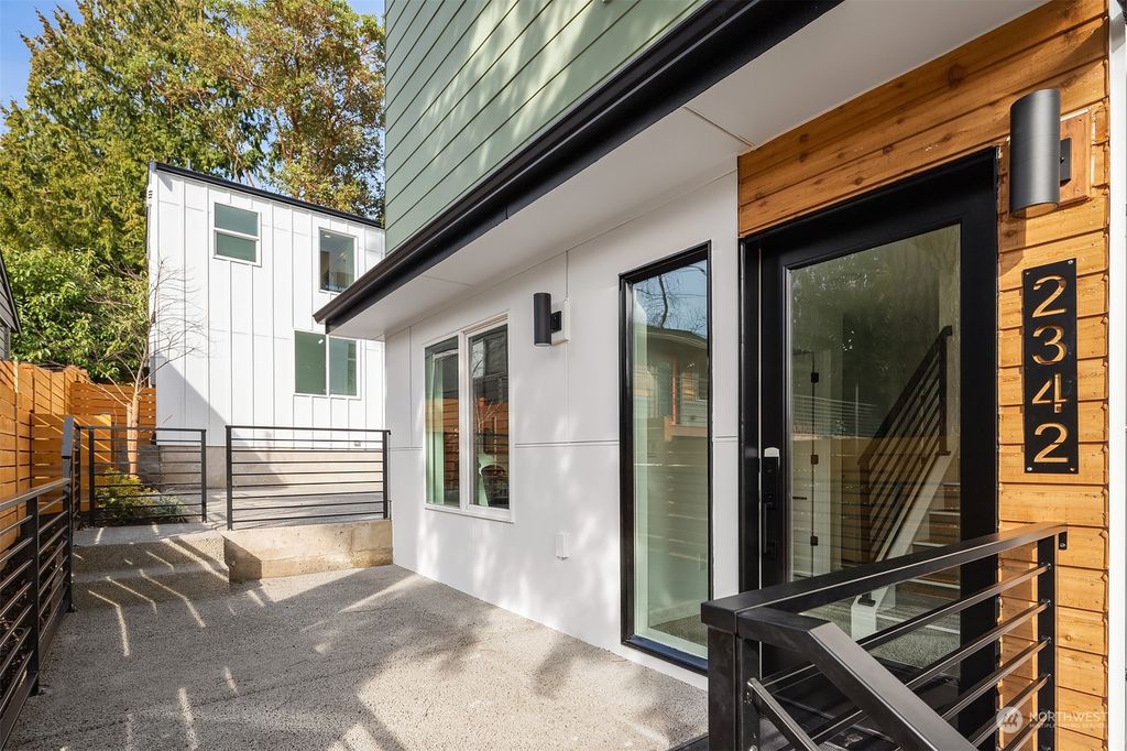 Photo of 2342 NE 90th Street, Seattle, WA 98115 (MLS # 2044868)