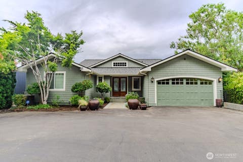 Photo of 8568 Sand Point Way NE, Seattle, WA 98115 (MLS # 2551499)