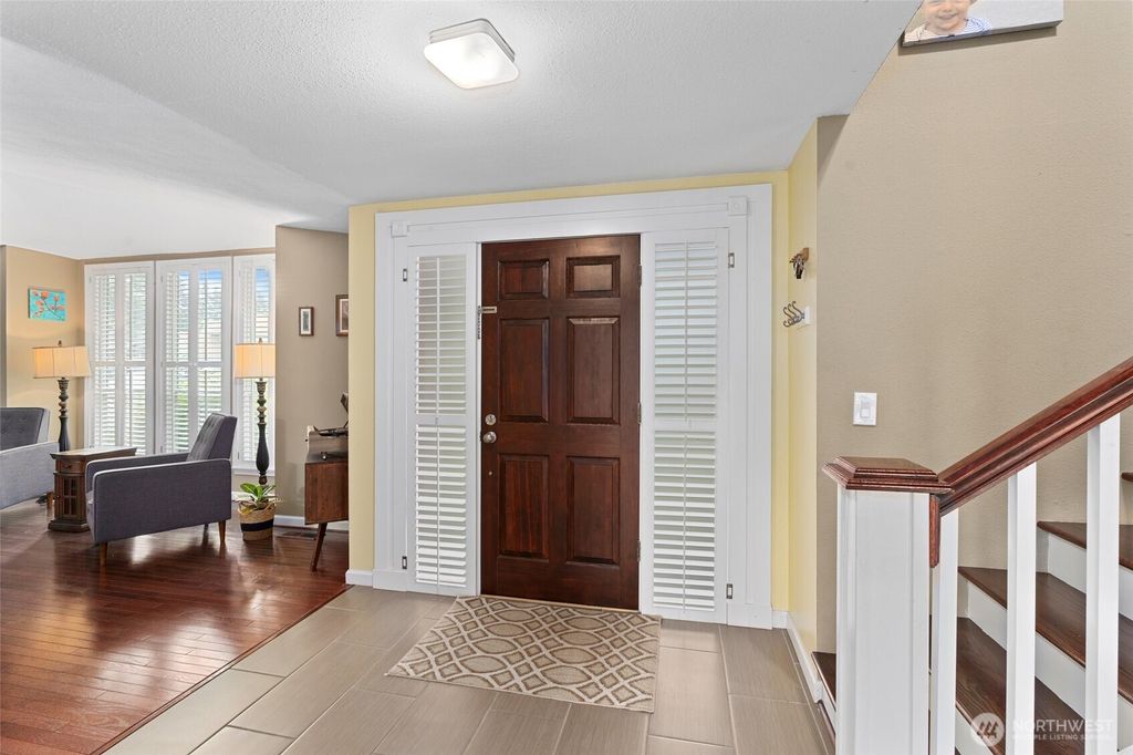 Photo of 13616 SE 239th Street, Kent, WA 98042 (MLS # 2396306)