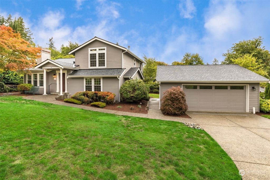Photo of 180 SW Gibson Lane, Issaquah, WA 98027 (MLS # 2166739)