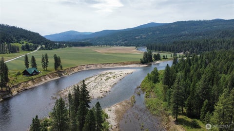 Photo of 0 59TBD Siochanta #Lot 1, Kettle Falls, WA 99141 (MLS # 2541049)