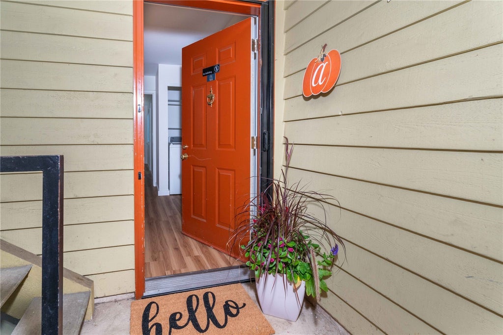 Photo of 455 Newport Way NW #103, Issaquah, WA 98027 (MLS # 2593556)
