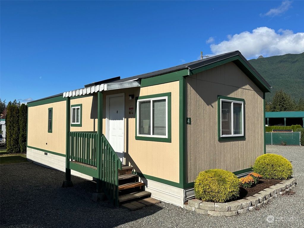 Photo of 45800 SE North Bend Way #4, North Bend, WA 98045 (MLS # 2305238)