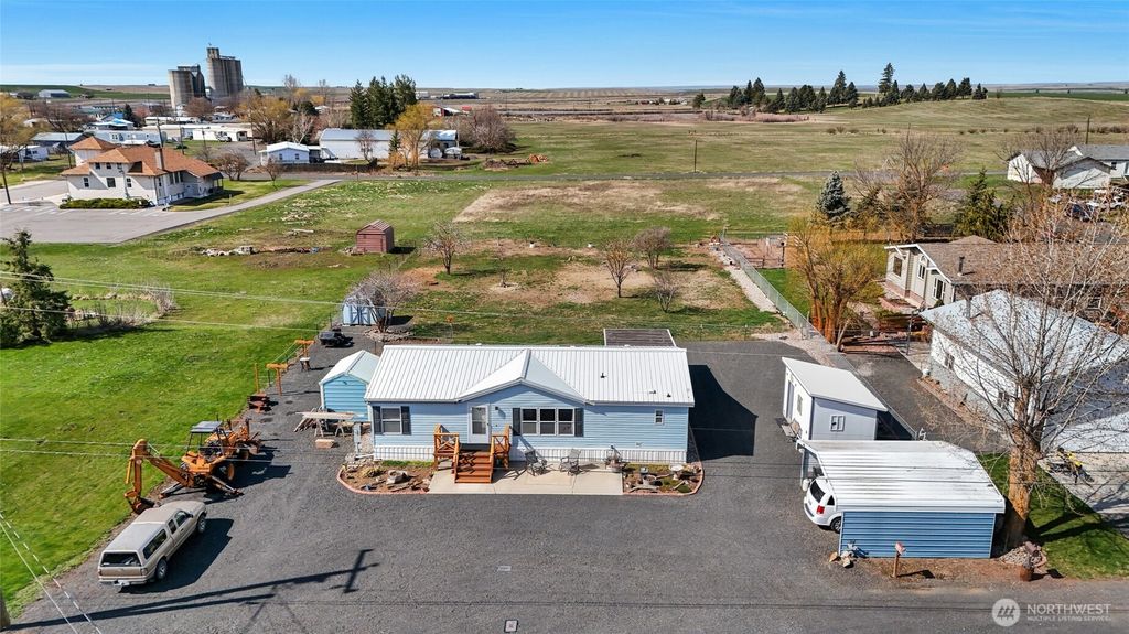 Photo of 365 NE Adams Road, Creston, WA 99117 (MLS # 2499569)