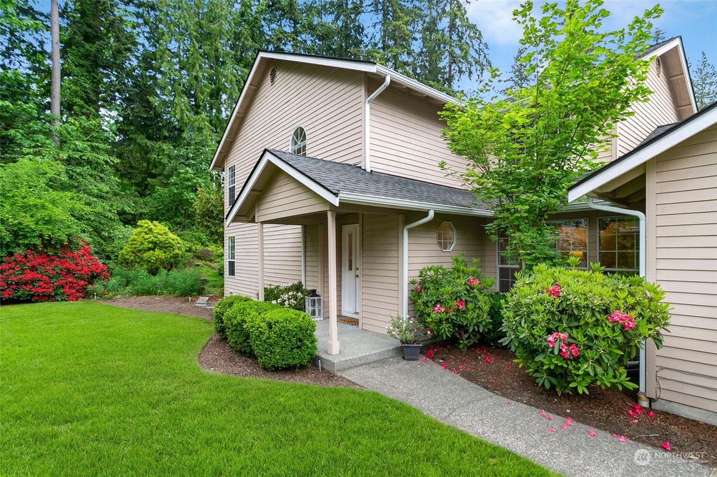 Photo of 8839 132nd Place NE, Redmond, WA 98052 (MLS # 2072381)