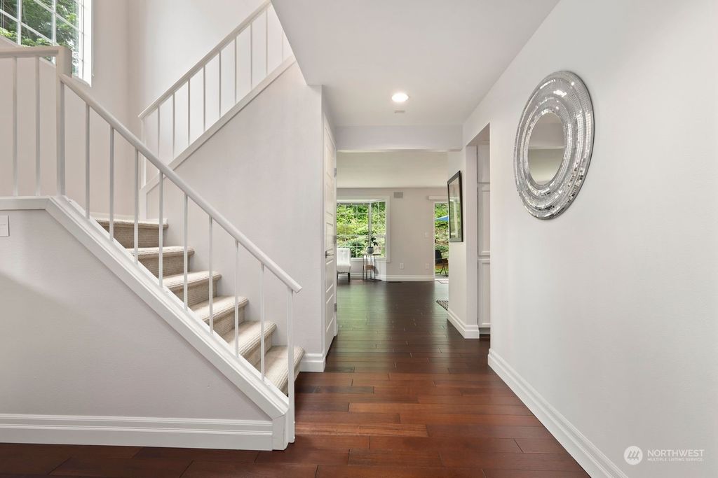 Photo of 8839 132nd Place NE, Redmond, WA 98052 (MLS # 2072381)