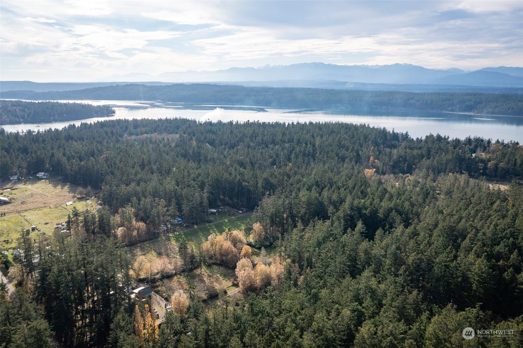 listing image 9362014581789905360