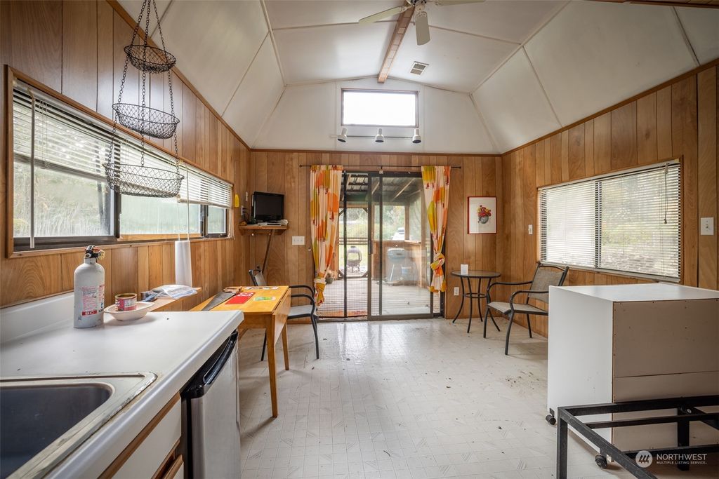 listing image 9368717673786089394