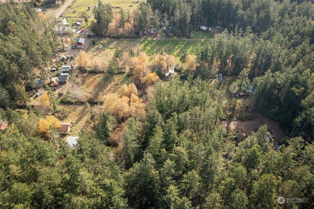listing image 9362338076801897304