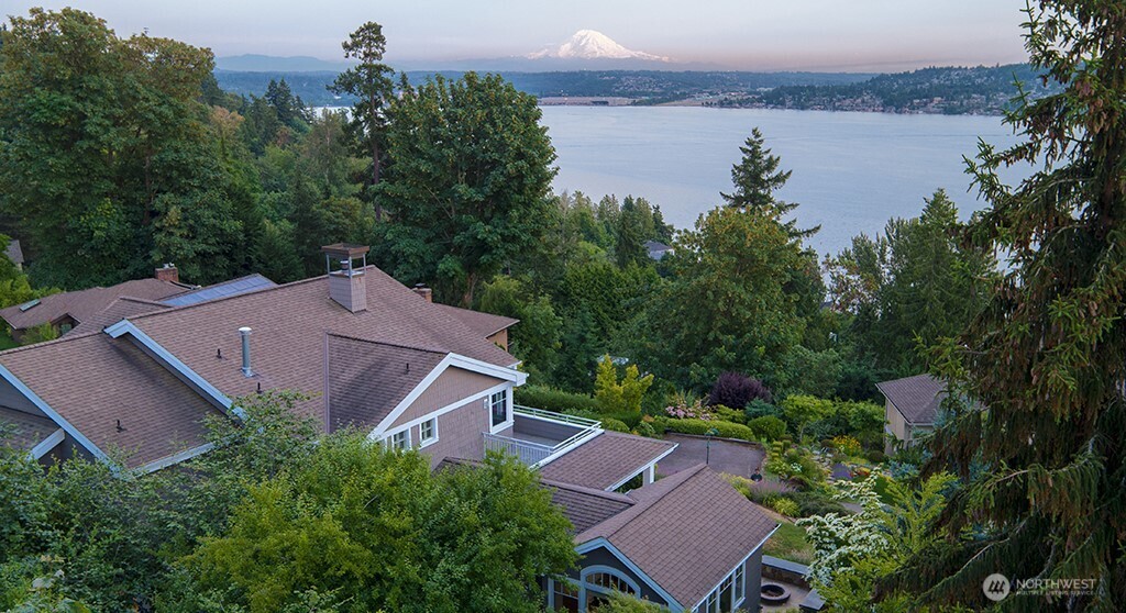 7934 Lake View Lane
