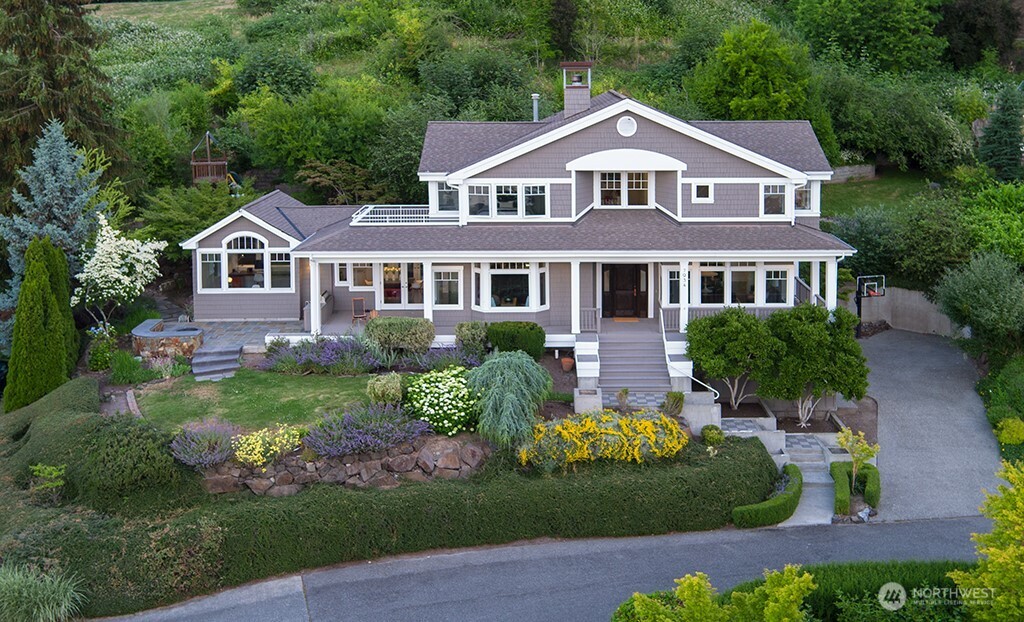 7934 Lake View Lane
