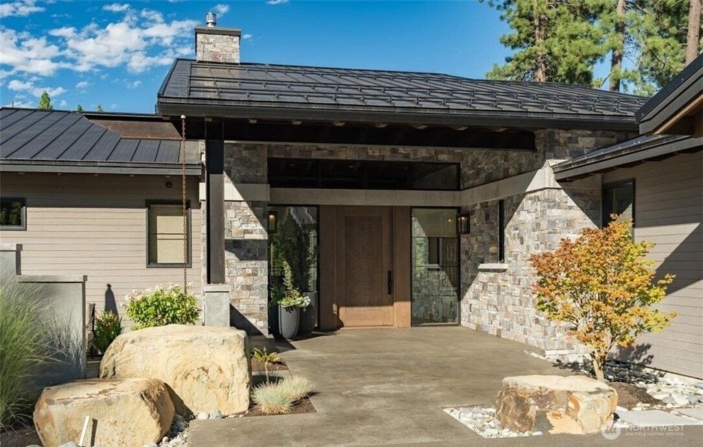 Photo of 47 Forest Ridge Drive, Cle Elum, WA 98922 (MLS # 2483287)