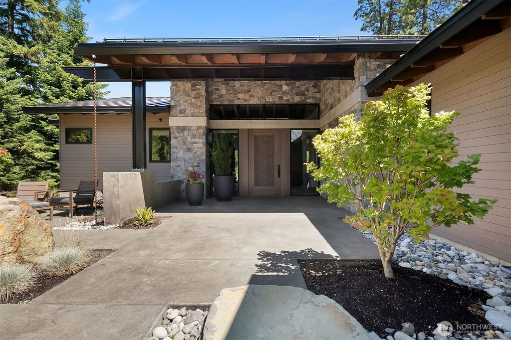 Photo of 47 Forest Ridge Drive, Cle Elum, WA 98922 (MLS # 2483287)