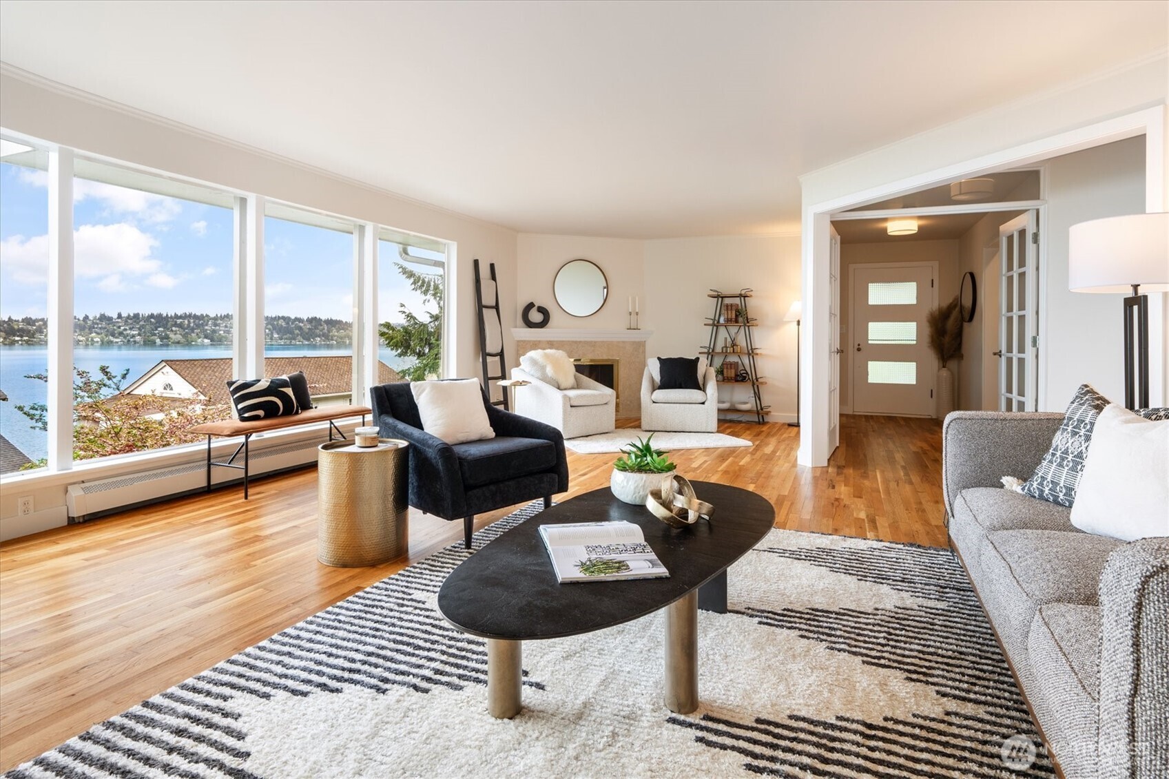 2530 Mount Claire Drive S