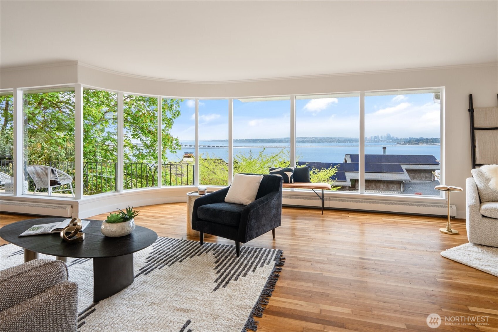 2530 Mount Claire Drive S