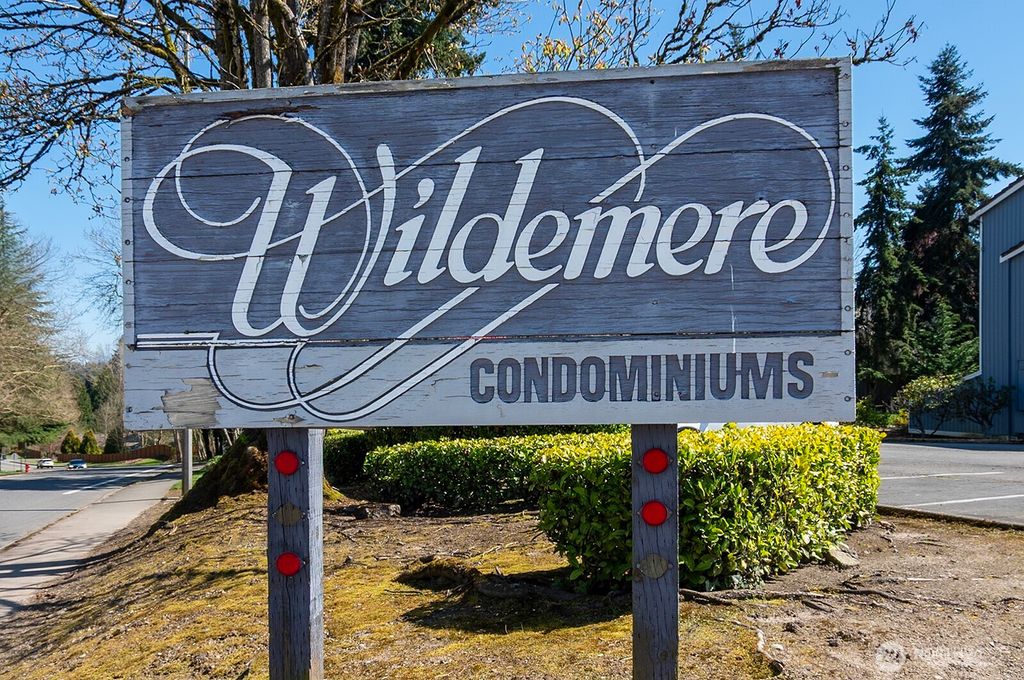 Photo of 4120 212th Street SW #B301, Mountlake Terrace, WA 98043 (MLS # 2504912)