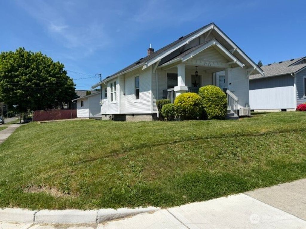 Photo of 6722 S J Street, Tacoma, WA 98408 (MLS # 2521399)