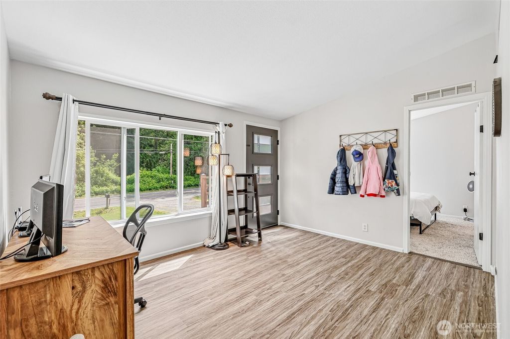 Photo of 463 Cain Lake Rd RD, Sedro Woolley, WA 98284 (MLS # 2527568)