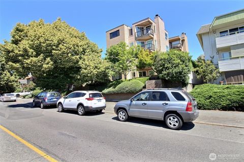 5642 California Avenue SW Unit 1, Seattle, WA 98136 - MLS#: 2368782