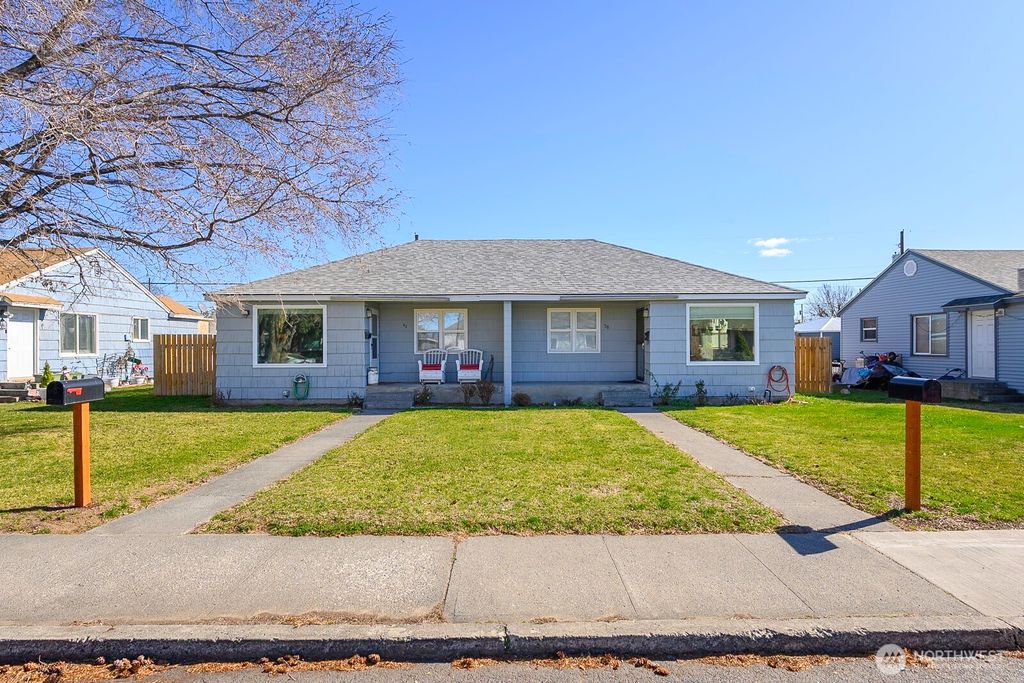 Photo of 50 52 G Street NE, Ephrata, WA 98823 (MLS # 2492378)