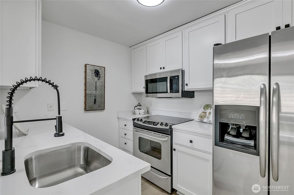 Photo of 1835 S 286th Lane #R201, Federal Way, WA 98003 (MLS # 2391618)