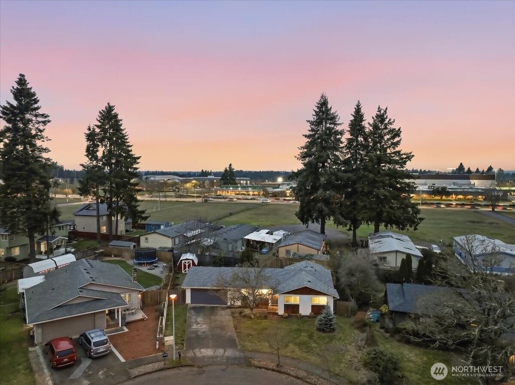 Photo of 14302 NE 16th Street, Vancouver, WA 98684 (MLS # 2474562)