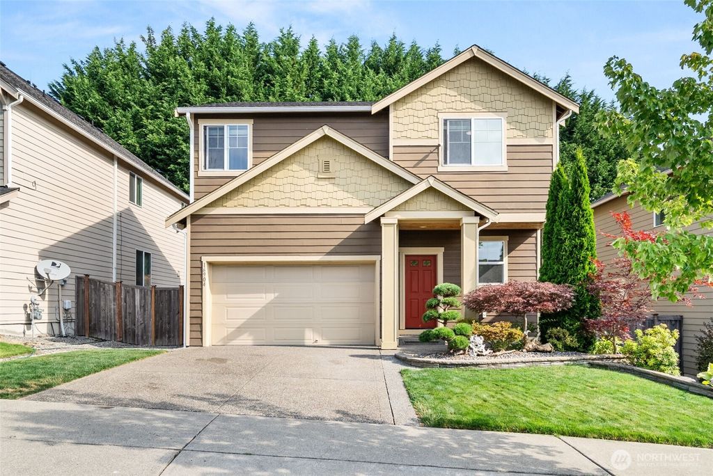 Photo of 16904 SE 259th Street, Covington, WA 98042 (MLS # 2414028)