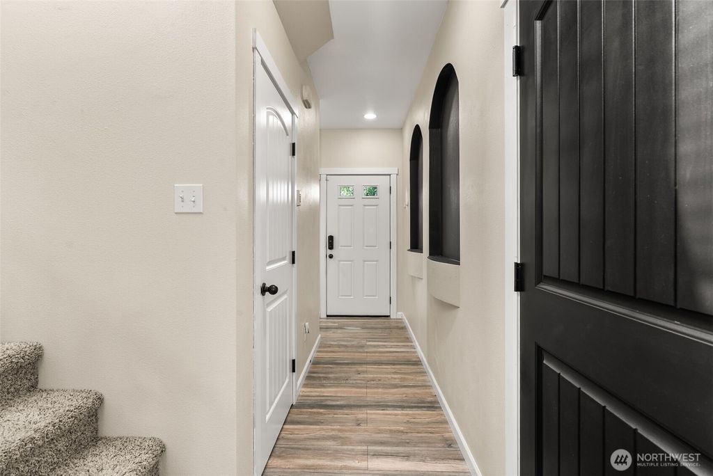 Photo of 16904 SE 259th Street, Covington, WA 98042 (MLS # 2414028)