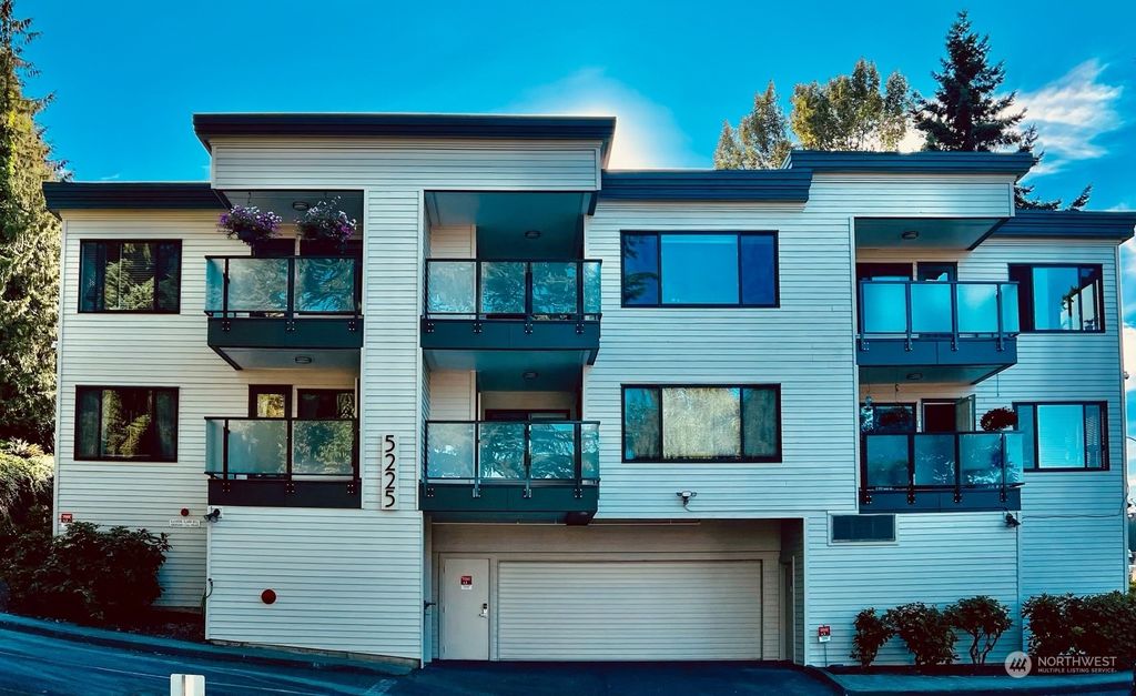 Photo of 5225 50th Avenue NE #207, Seattle, WA 98105 (MLS # 2076638)