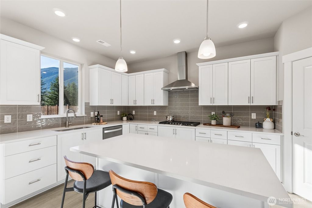 Photo of 534 SE 11th Place #13, North Bend, WA 98045 (MLS # 2469684)