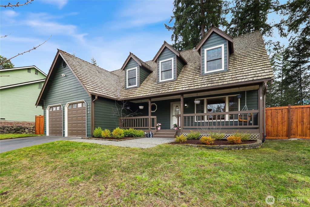 Photo of 7614 Orcas Place NW, Bremerton, WA 98311 (MLS # 2480263)
