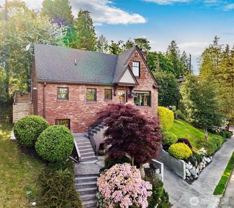 Photo of 5505 Seward Park Avenue S, Seattle, WA 98118 (MLS # 2552350)