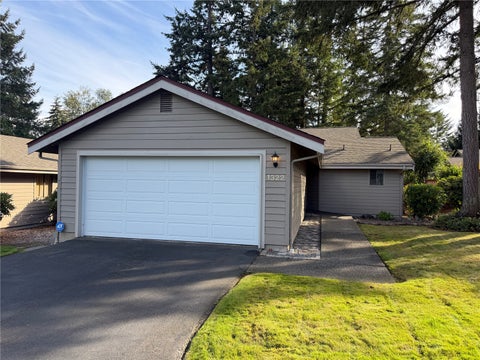 Photo of 1322 Boise St ST, Fircrest, WA 98466 (MLS # 2587178)
